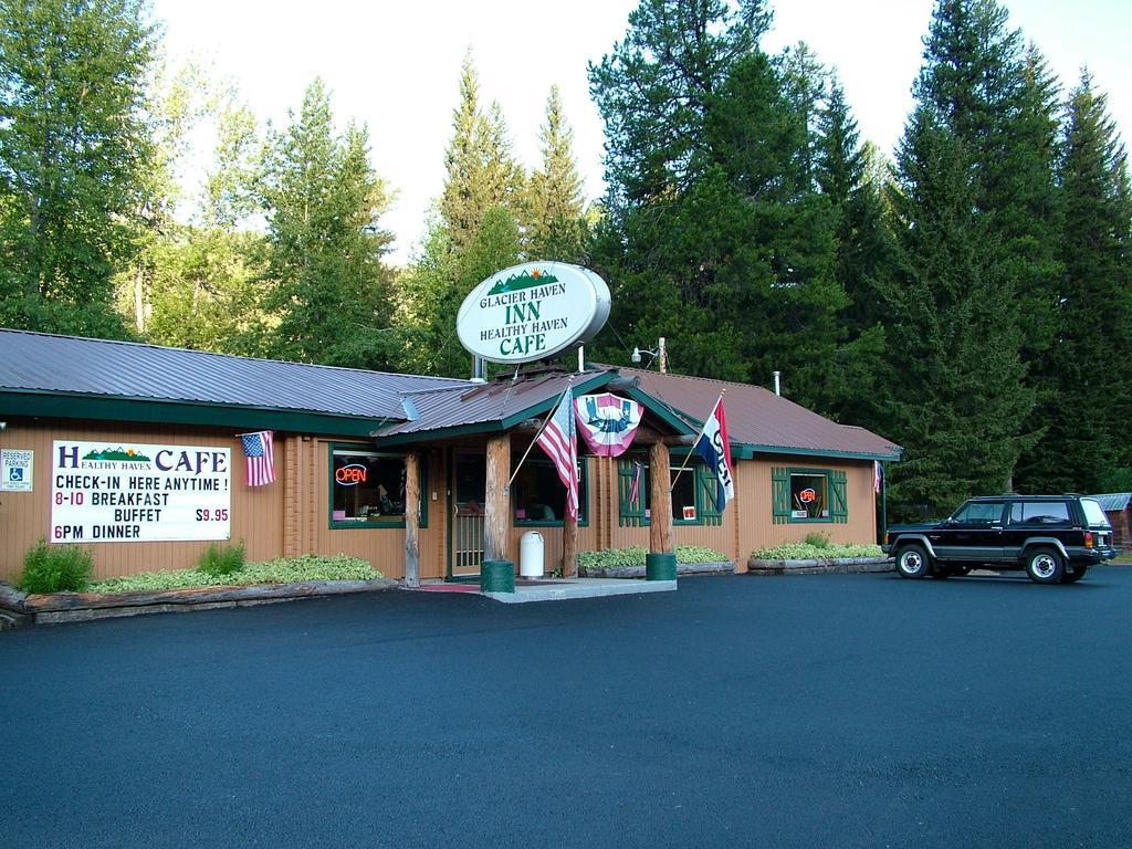 Glacier Haven Inn Pinnacle Exterior photo